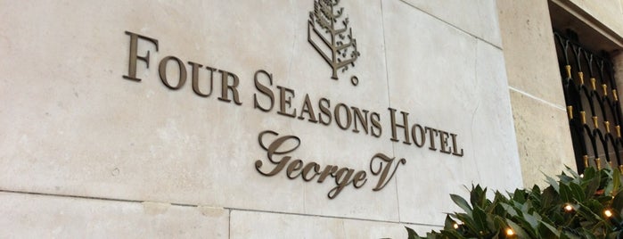 Hôtel Four Seasons George V is one of Best Cocktail Bars in Europe.