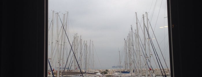 West İstanbul Marina is one of Tempat yang Disukai Anil.