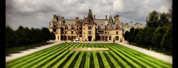 The Biltmore Estate is one of World Castle List.