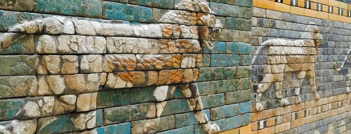 Ishtar Gate is one of Ben’s Liked Places.