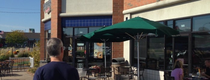 Starbucks is one of Lindsi : понравившиеся места.