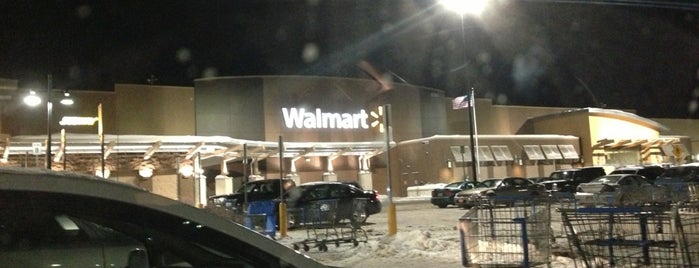 Walmart Supercenter is one of สถานที่ที่ Jaana ถูกใจ.
