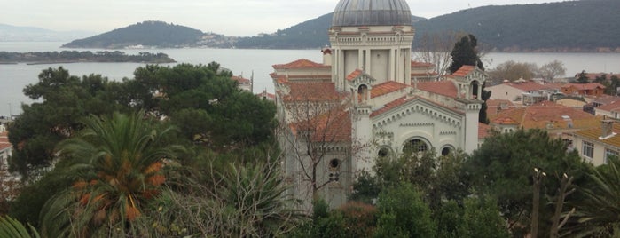 Sait Faik Abasıyanık Müzesi is one of Istanbul.