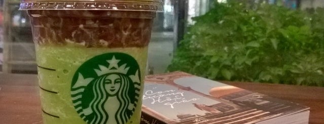 Starbucks is one of Coffee-to-go Shops at District 1, Saigon.