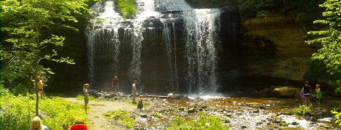 Cascade Falls is one of Glenn’s Liked Places.