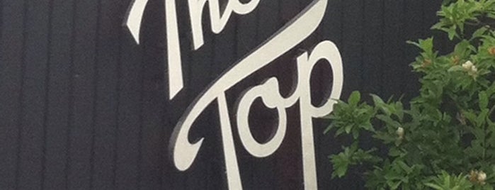 The Top Steakhouse is one of สถานที่ที่ Kristopher ถูกใจ.
