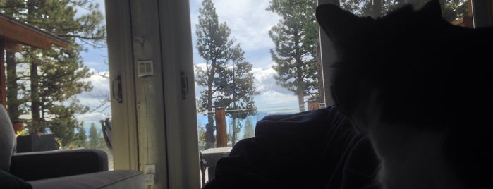 Tahoe City Golf Course is one of Locais curtidos por Shannon.