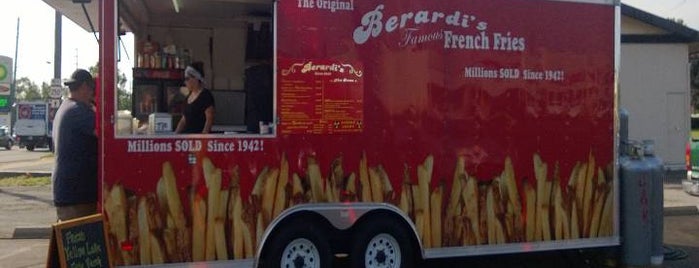 Berardi's Famous French Fries. is one of Top 10 dinner spots in Sandusky, OH.