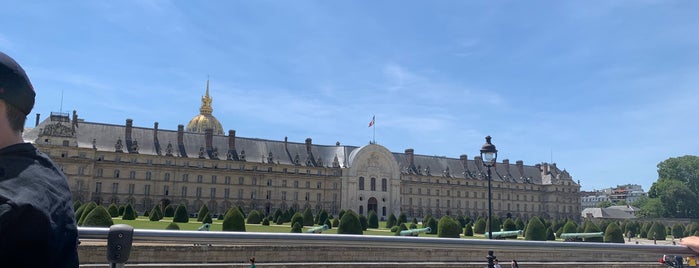 Paris l'OpenTour is one of France.