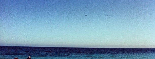 Florida Beach is one of Tempat yang Disukai Dade.