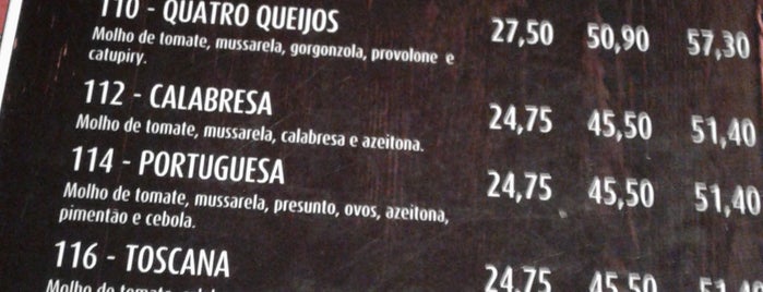 Pizzaria Donatello is one of Restaurantes bons.