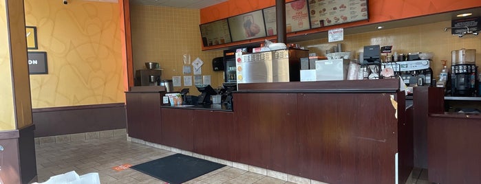 Dunkin' is one of Lakeview.