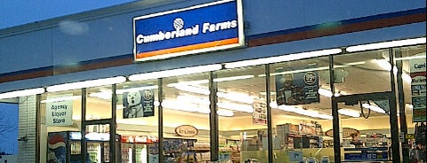 Cumberland Farms is one of สถานที่ที่ Josh ถูกใจ.