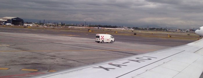 Aeromexico Vuelo 2598 (MEX-REX) is one of Locais curtidos por Sergio M. 🇲🇽🇧🇷🇱🇷.