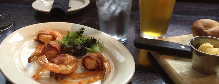 Mesquite Chop House is one of Colinさんのお気に入りスポット.