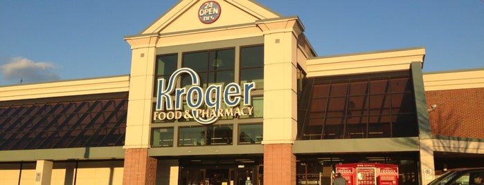 Kroger is one of Adamさんのお気に入りスポット.