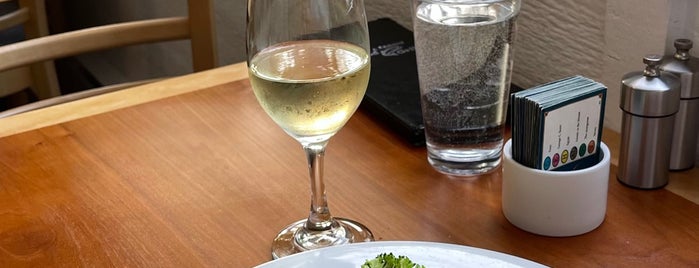 Seasons & Regions Seafood Grill is one of Happy hour.