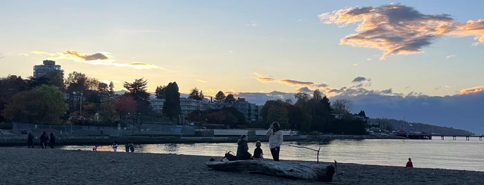 Kitsilano Beach is one of Efraim’s Liked Places.