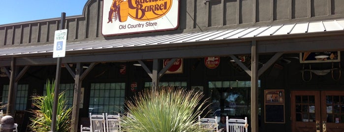 Cracker Barrel Old Country Store is one of PHX Bfast/Brunch in The Valley.
