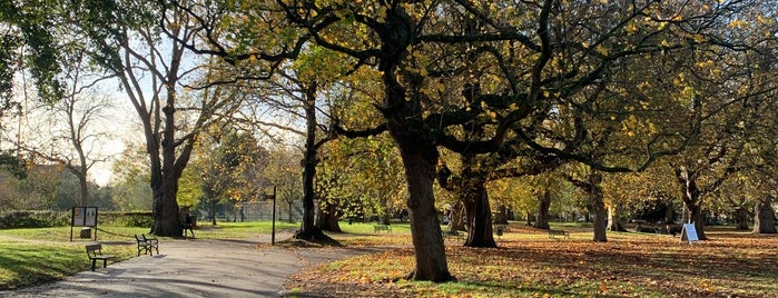 Kennington Park is one of London.