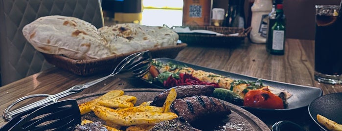 Florya Steak Lounge is one of الهبه والجديد.
