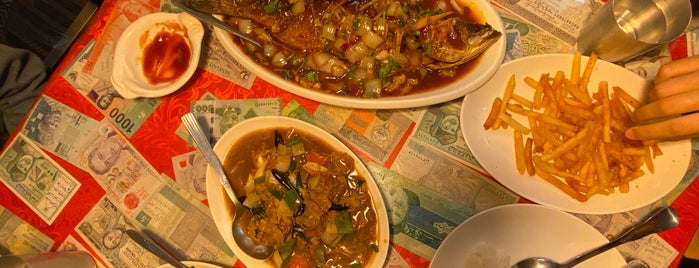 昆明園 Kunming Halal Restaurant is one of Taipei EATS - Asian restaurants.
