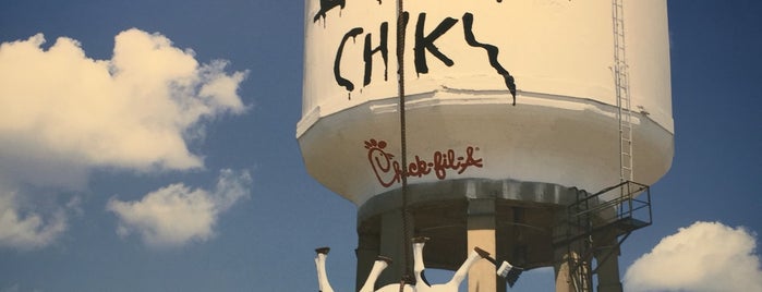 Chick-fil-A is one of Lugares favoritos de Ishka.