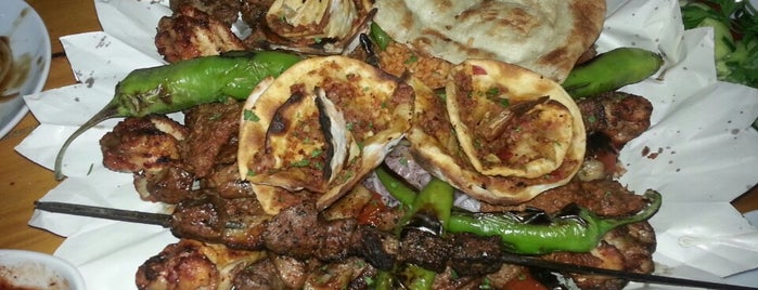 Şark Kebap Salonu is one of Posti che sono piaciuti a Süleyman.