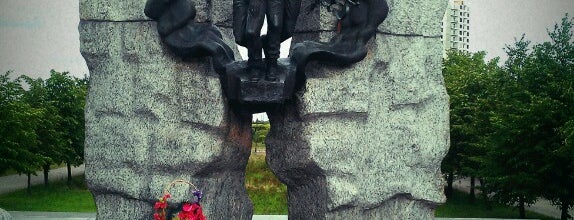 Памятник воинам-интернационалистам is one of Роман : понравившиеся места.