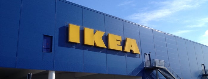 IKEA is one of Orte, die Amélie gefallen.