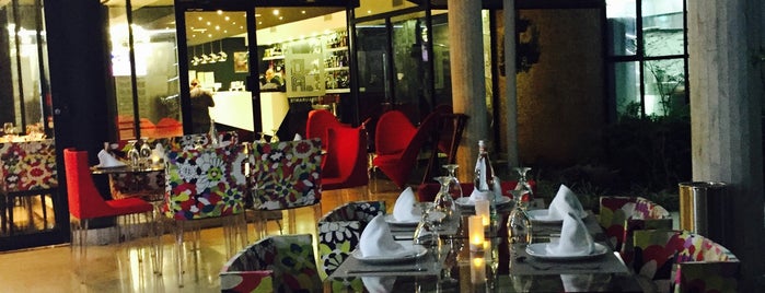Lola Restaurante is one of Panama.