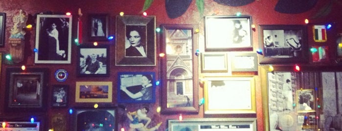 Buca di Beppo is one of Paulette’s Liked Places.