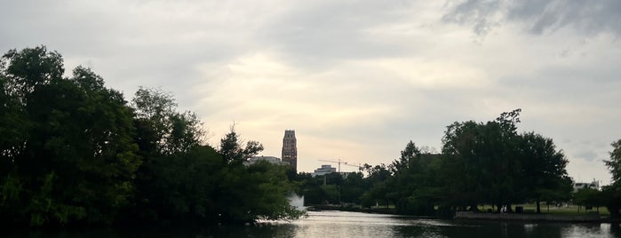 Centennial Park is one of Nashville.