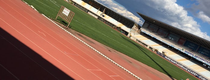 Akdeniz Üniversitesi Stadyumu is one of Ruveyda'nın Beğendiği Mekanlar.