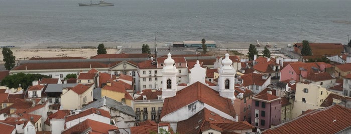 Смотровая площадка Санта-Лузия is one of Lisbon.