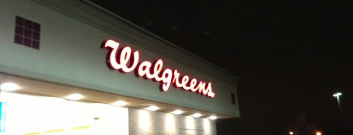 Walgreens is one of Locais curtidos por Jerry.