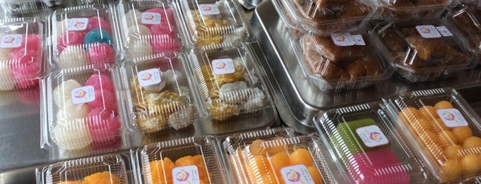 เครือทิพย์ is one of BKK_Bakery, Desserts.