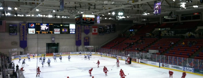 Verizon Wireless Center is one of College Hockey Rinks.