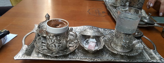 Osmanlı Tulumbacısı is one of ➖PASTAHANELER➖TATLICILAR➖BÖREKÇİLER➖FIRINLAR➖.