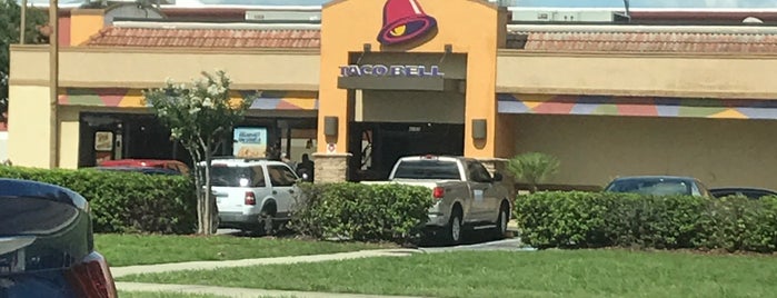 Taco Bell is one of Lakeland.