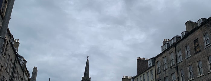 Old Town is one of Edinburgh.