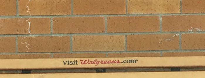Walgreens is one of Orte, die Susan gefallen.