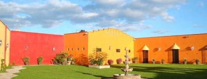 Ex Hacienda Tepetzingo is one of Locais curtidos por Arturo.