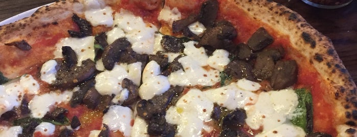Pupatella Neapolitan Pizza is one of Mesha'nın Beğendiği Mekanlar.