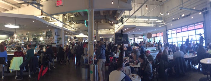 Union Market is one of Meshaさんのお気に入りスポット.