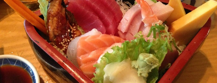 Takahachi is one of NYC Sushi.