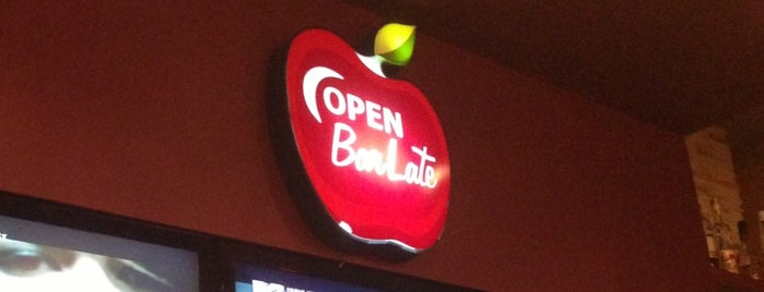Applebee's is one of Desayunos.