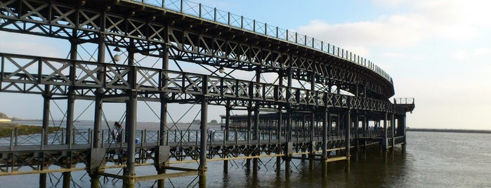 Muelle de mineral de la compañía Riotinto is one of Onuba / Huelva York.