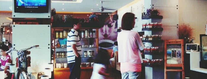 Angel In Us is one of Foreign Coffee Shops @ Saigon.