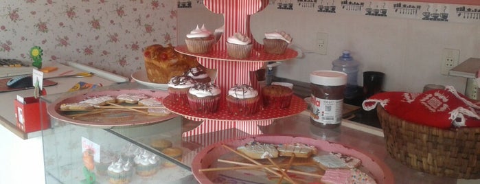 Los Cupcakes De Pandora Café is one of :3.